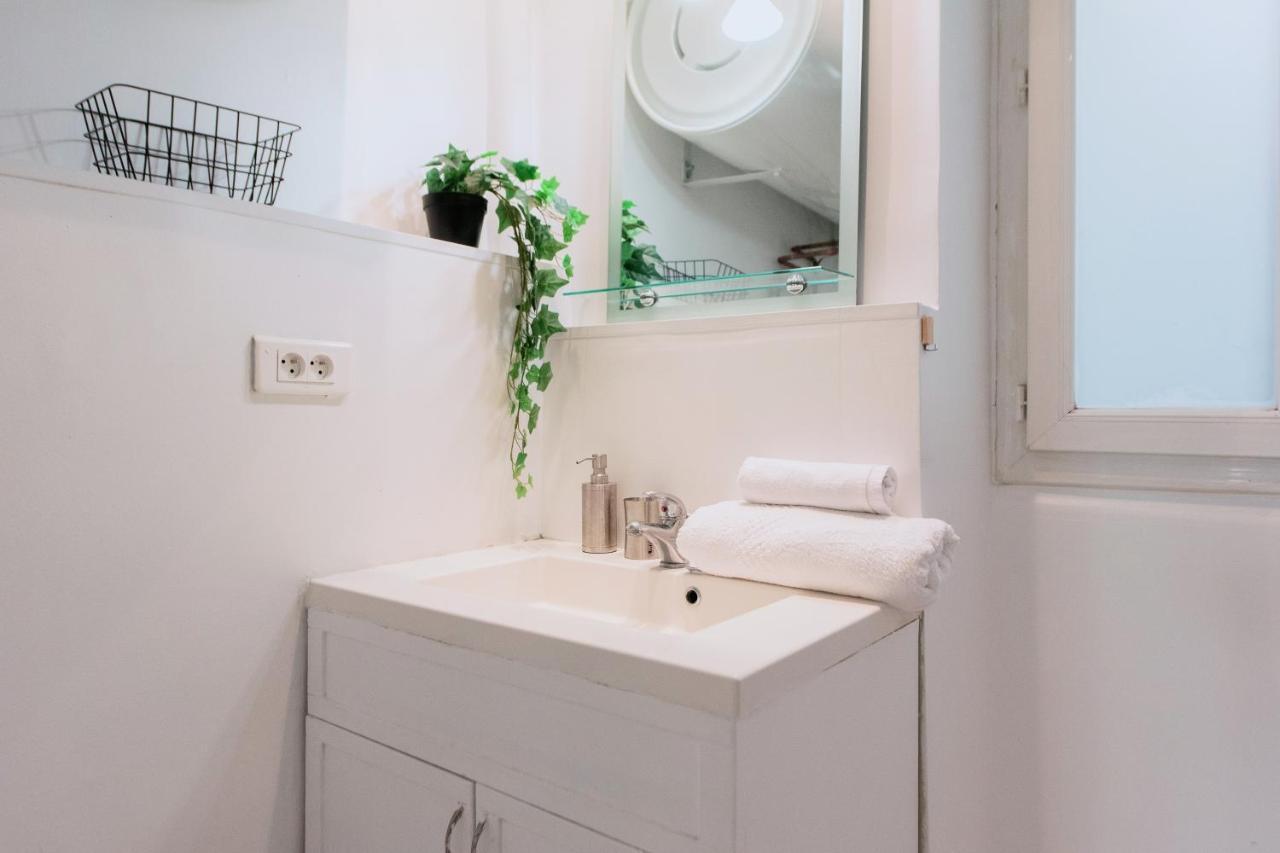 Grand Appartement- Le Port A/C นีซ ภายนอก รูปภาพ